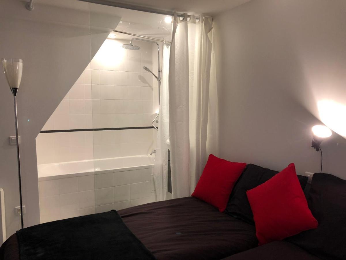 פריז Cite Pilleux - Charming Studio In A Flowery Pedestrian Lane מראה חיצוני תמונה